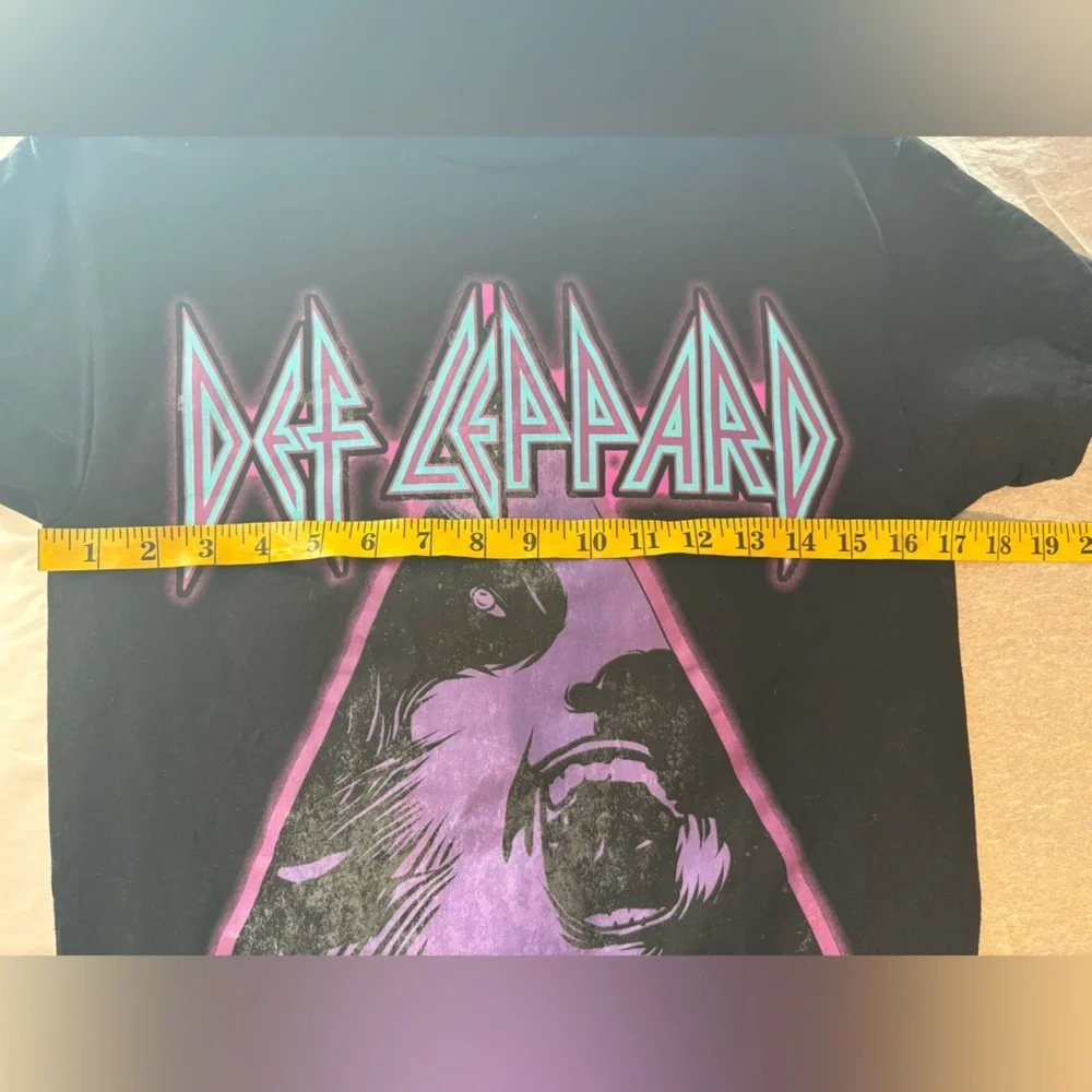 Def Leppard “Hysteria” Black Band Tee Size Small - Picture 7 of 9